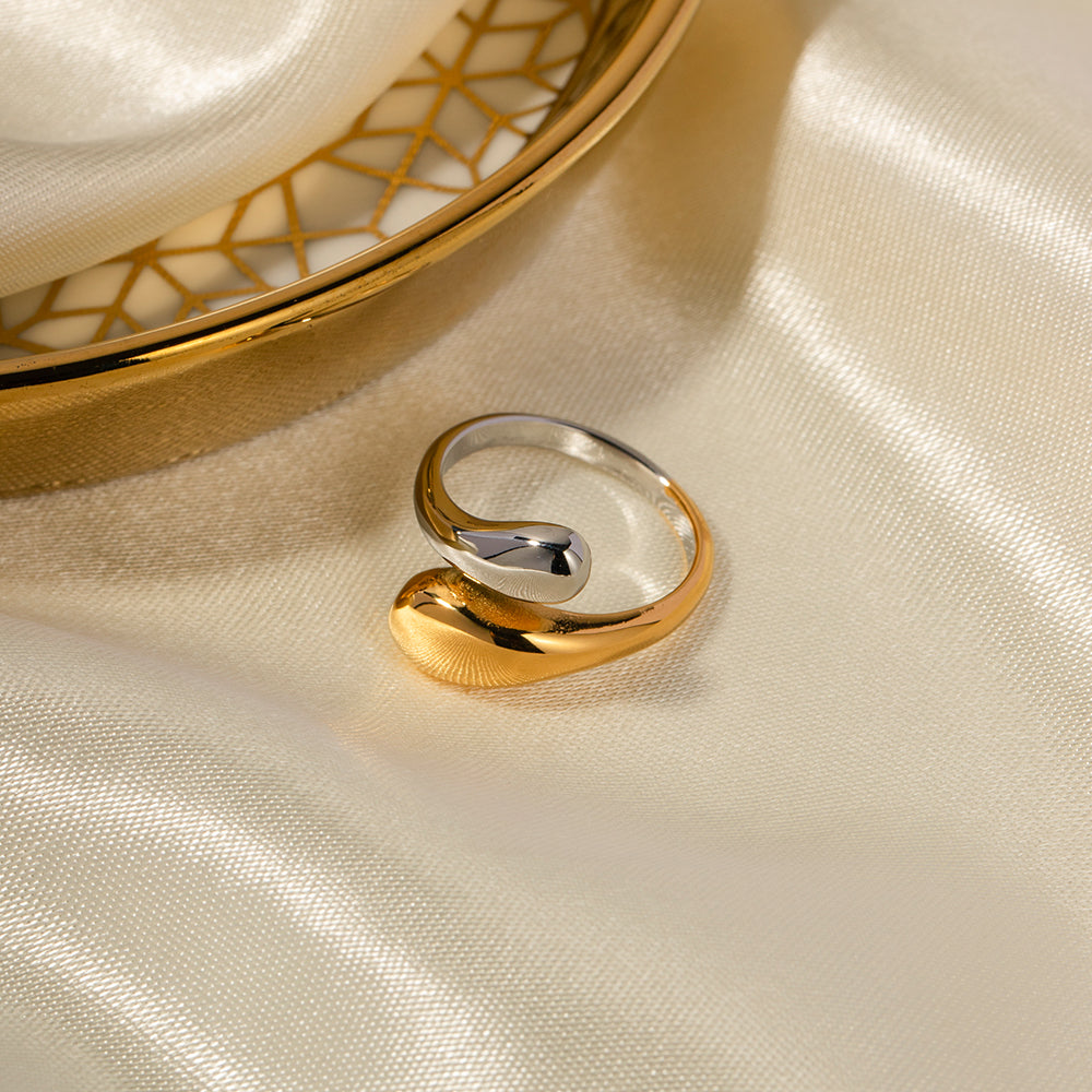 Vivara Wave Ring